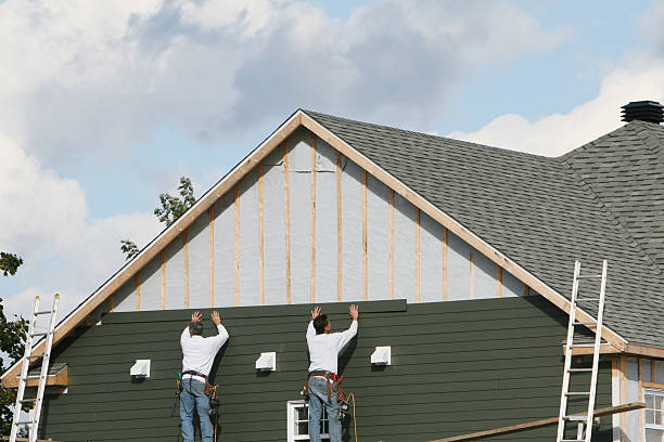 Professional Emergency Siding Repair technician working in Troutman, NC